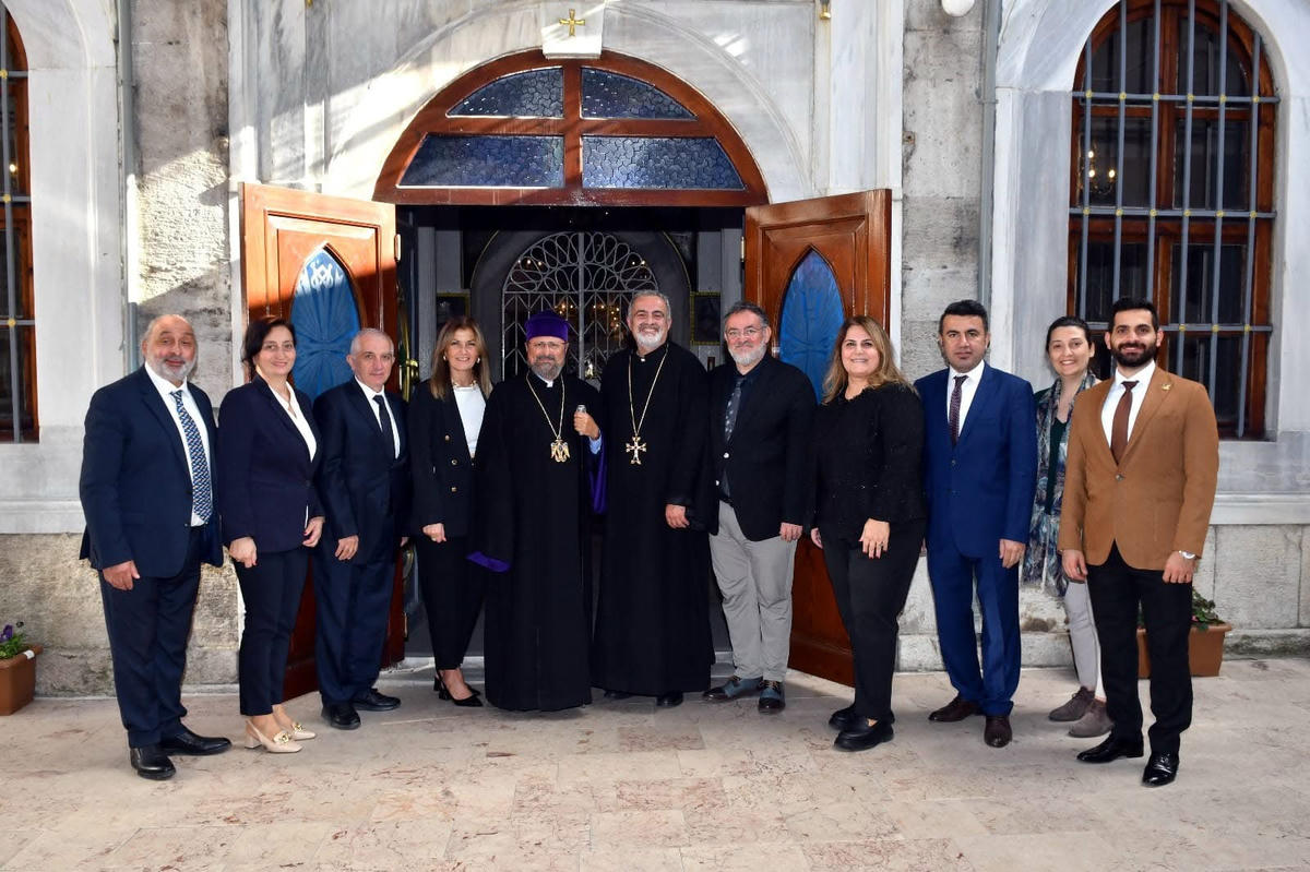 «Կը վերանայինք վաքըֆին պատկանող ամէն բան»